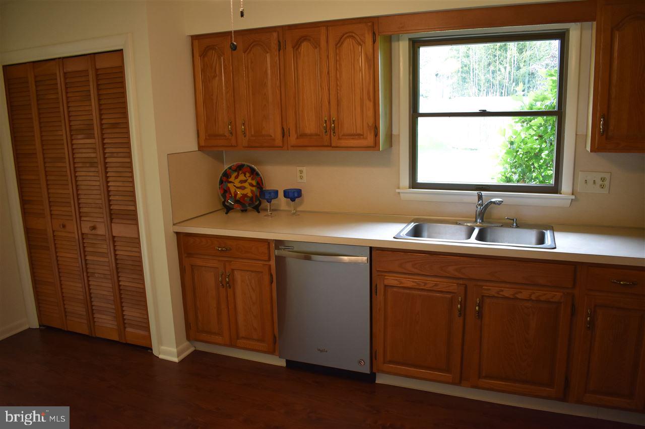 305 Regent Road Harrisburg, PA 17112 - Photo 8 of 21 Gallery Image 8