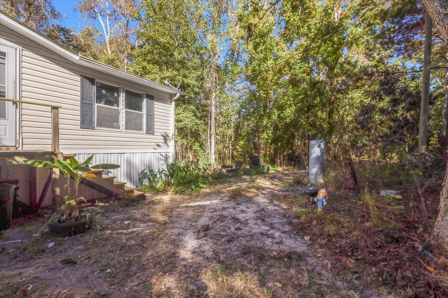 728 Sir Richard Road Tallahassee, FL 32310 - Photo 6 of 47