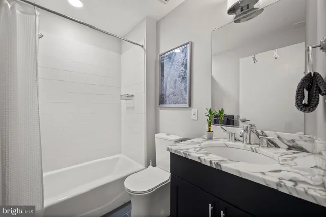 $550,000 | 1200 Steuart Street, Unit 312, Baltimore, MD 21230