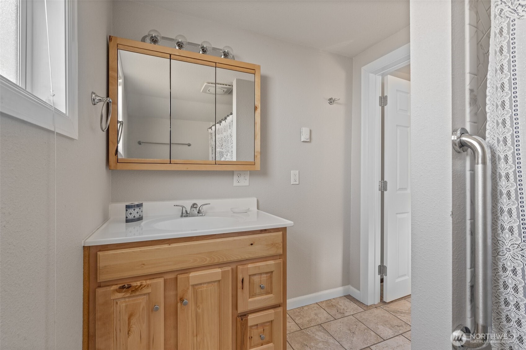 44 Southwest 10th Street Chehalis, WA 98532 - Photo 16 of 31 Gallery Image 16