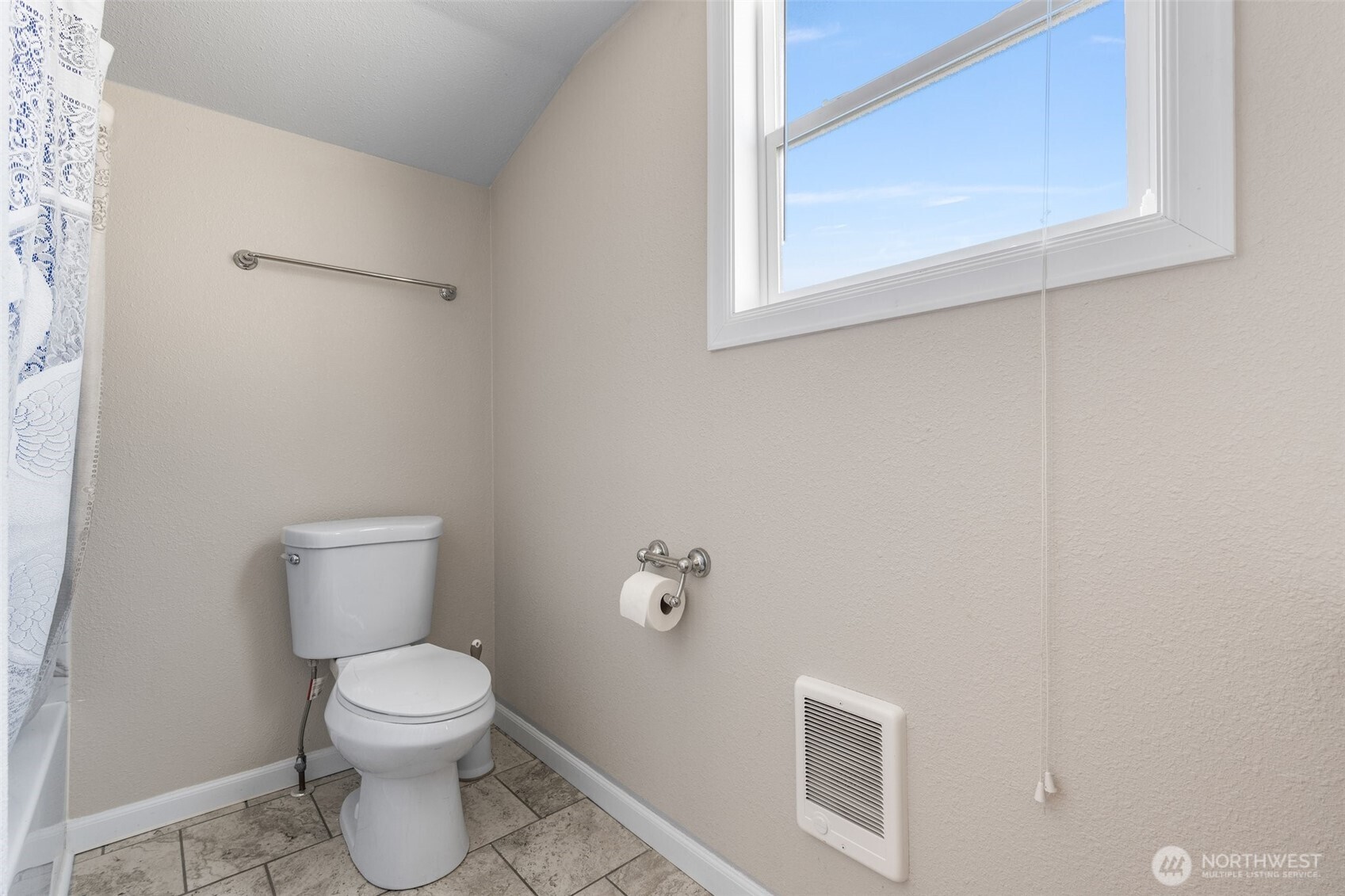 44 Southwest 10th Street Chehalis, WA 98532 - Photo 17 of 31 Gallery Image 17