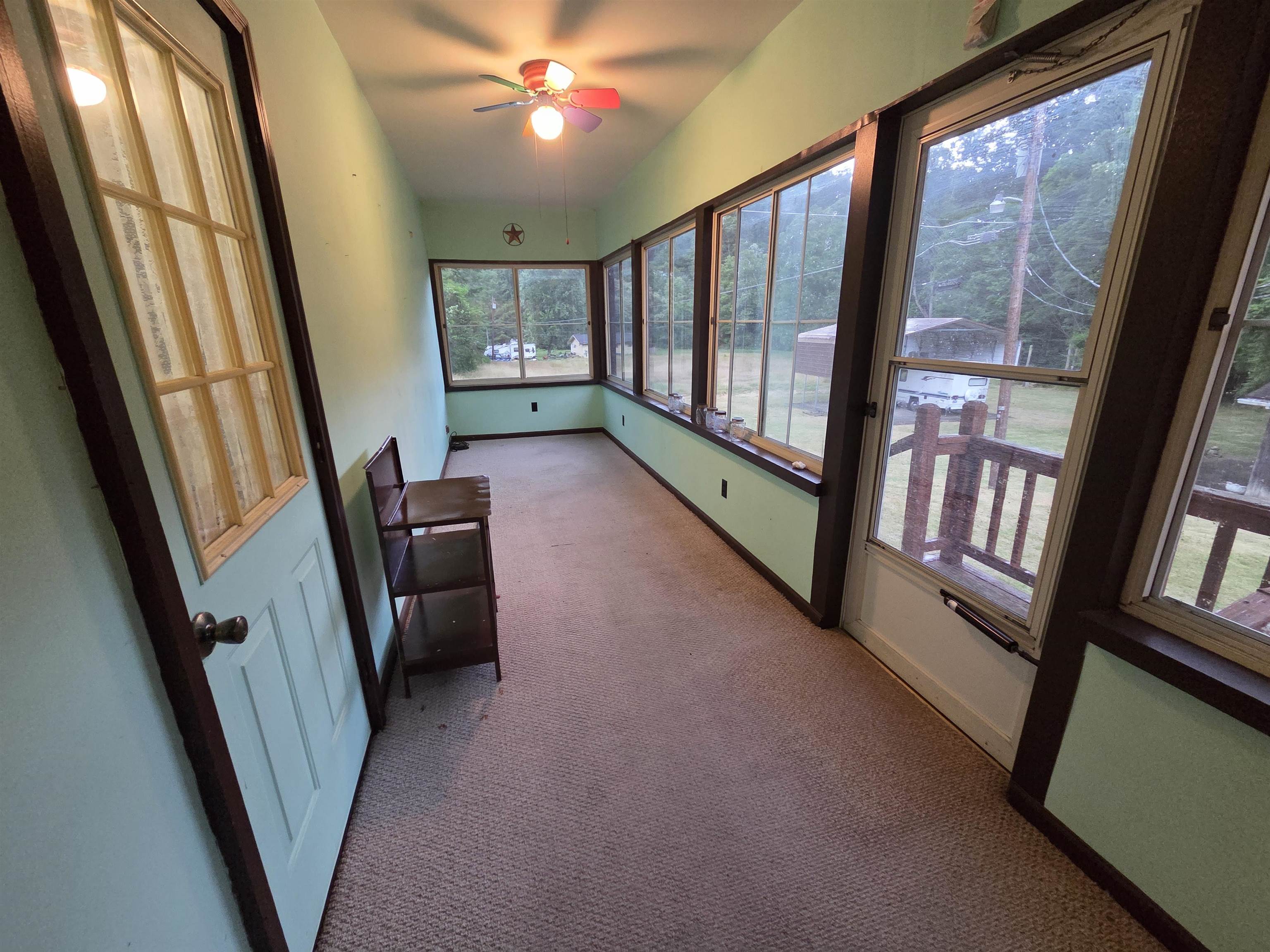 16122 Ellington Run Road Ashland, KY 41102 - Photo 26 of 48