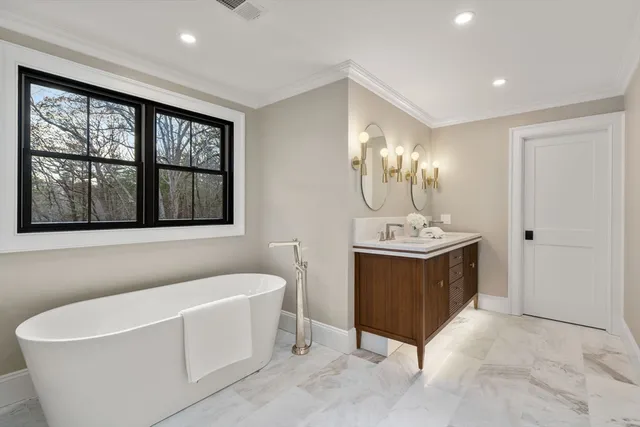 $2,999,000 | 36 Kingswood Road, Westwood, MA 02090