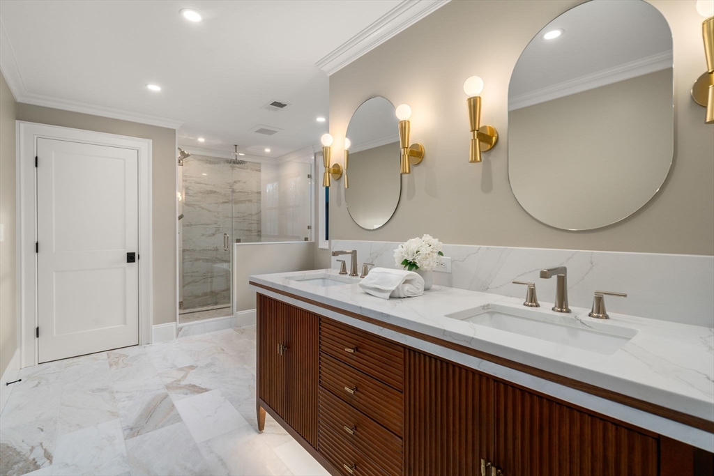 36 Kingswood Road Westwood, MA 02090 - Photo 25 of 40