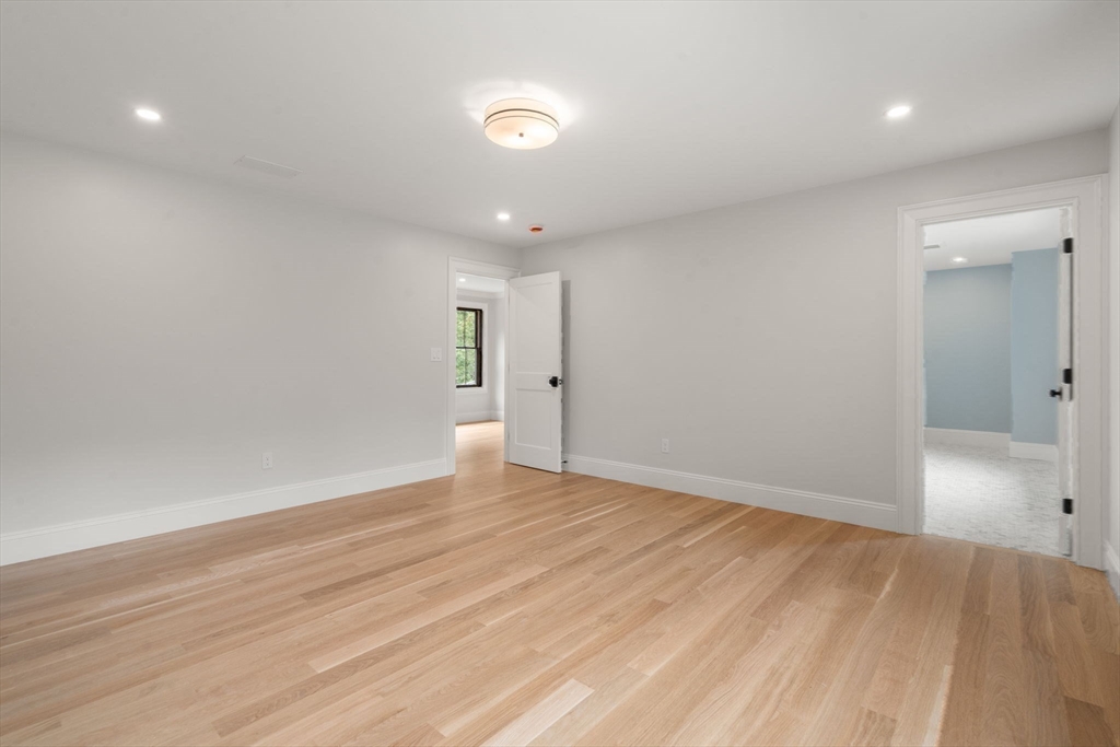 36 Kingswood Road Westwood, MA 02090 - Photo 28 of 40