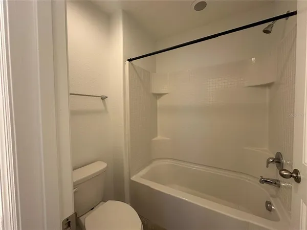 $3,000 | 2445 Beacon Landing Circle, Orlando, FL 32824