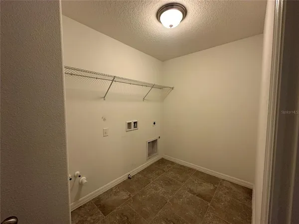 $3,000 | 2445 Beacon Landing Circle, Orlando, FL 32824