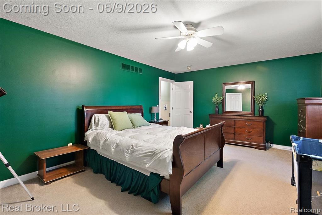 1111 Elk Run Howell, MI 48843 - Photo 30 of 60