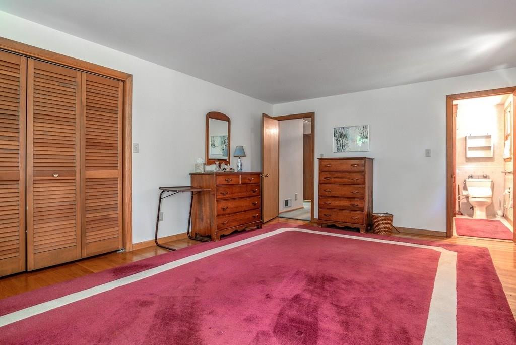 61 Hickory Road Sudbury, MA 01776 - Photo 21 of 29 an empty room with furniture and a window