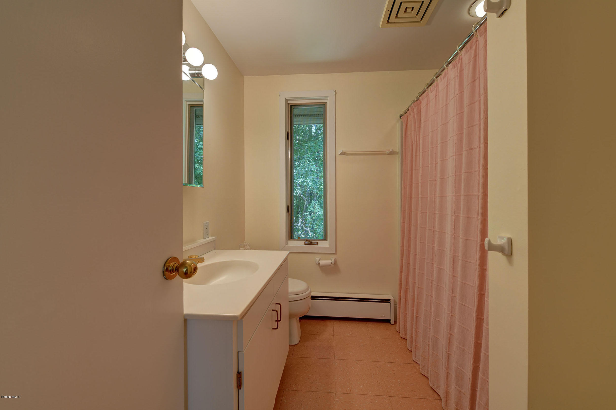 29 Blunt Road Egremont, MA 01230 - Photo 25 of 27 27-Second Floor Bathroom