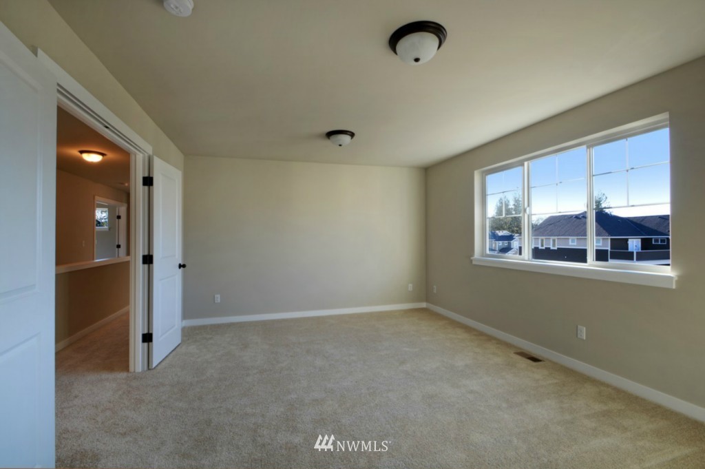 5 200th Place Southwest Bothell, WA 98012 - Photo 14 of 20