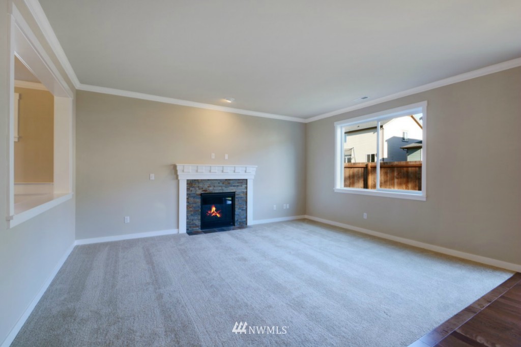 5 200th Place Southwest Bothell, WA 98012 - Photo 4 of 20