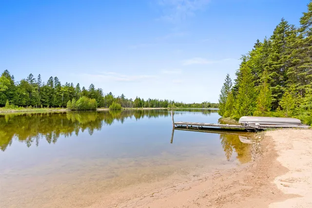 $2,700,000 | 4721 Lake Of The Woods Road, Sturgeon Bay, WI 54235