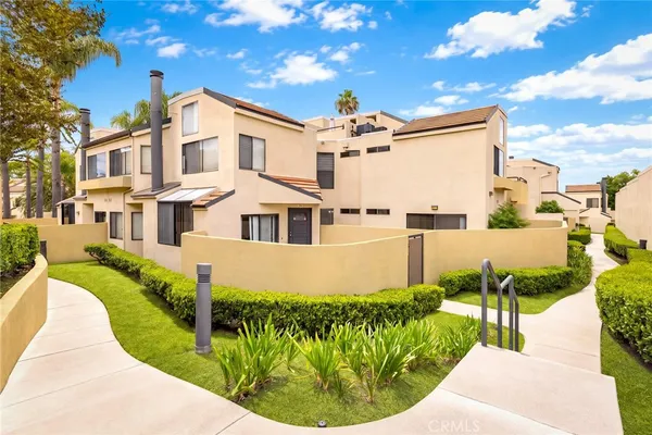 $429,000 | 13115 Le Parc, Unit 35, Chino Hills, CA 91709