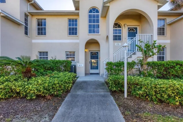 $279,900 | 4210 Breezeway Boulevard, Unit 415, Sarasota, FL 34238