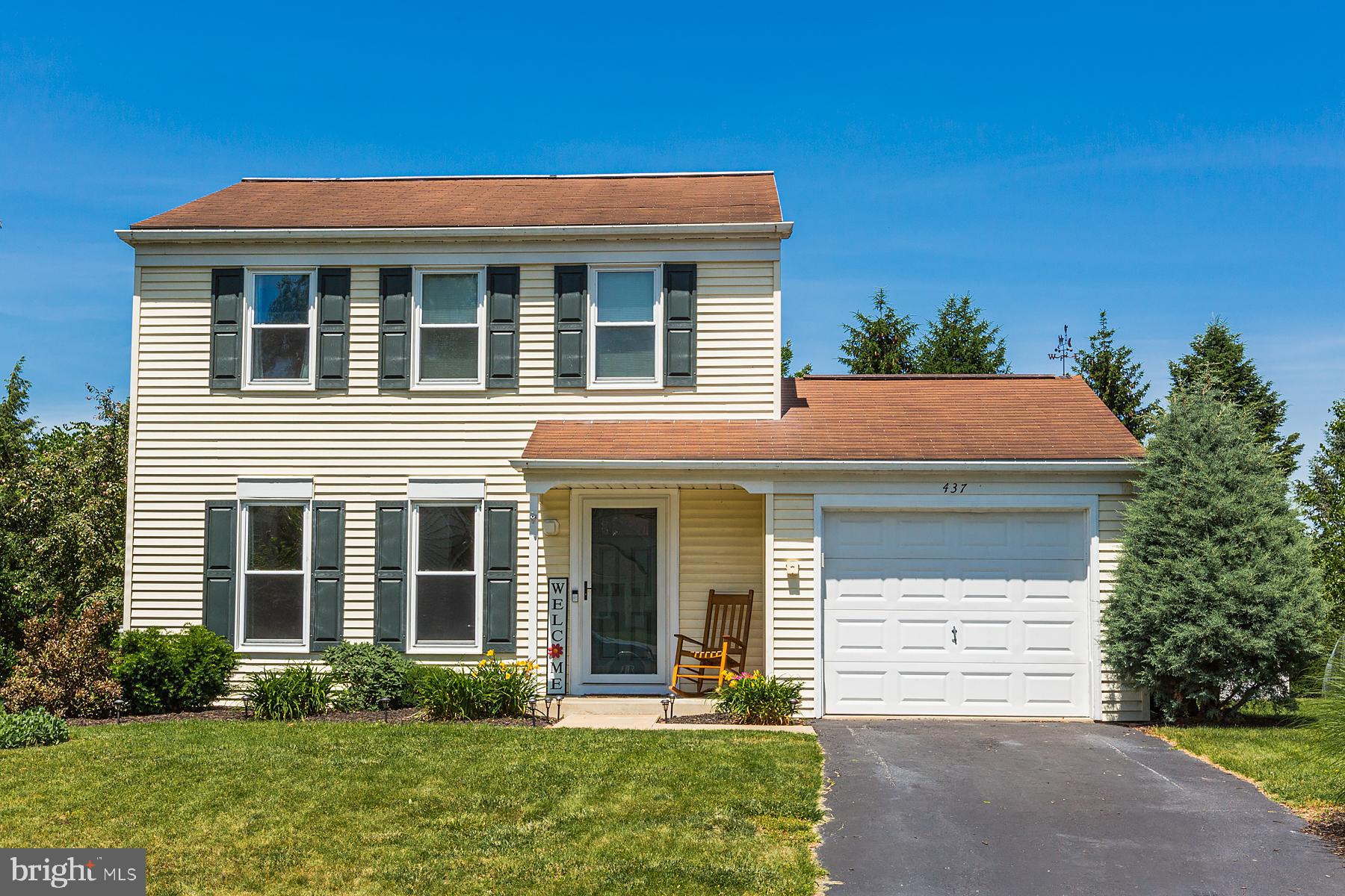437 Springfield Court Lititz, PA 17543 - Photo 1 of 63