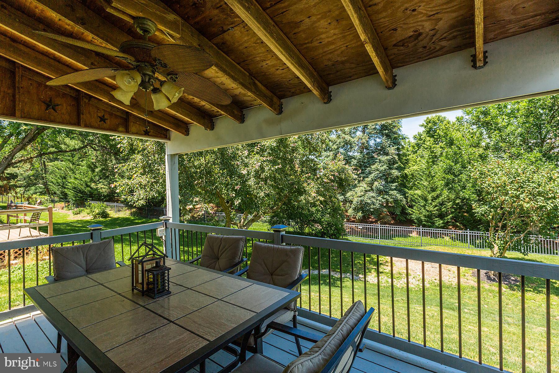 437 Springfield Court Lititz, PA 17543 - Photo 13 of 63