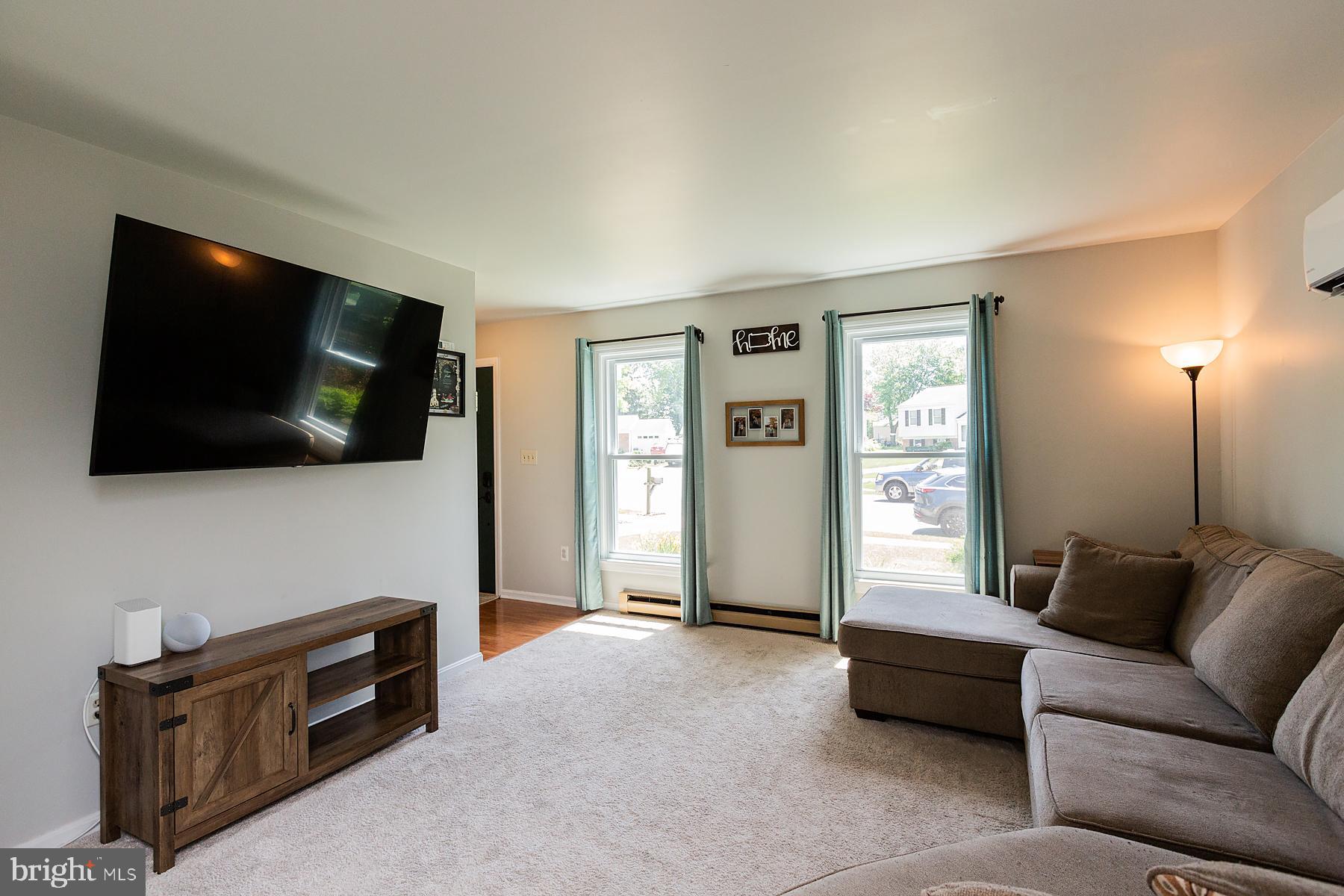 437 Springfield Court Lititz, PA 17543 - Photo 6 of 63