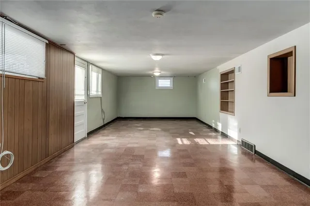 $310,000 | 8819 West 88th Street, Overland Park, KS 66212