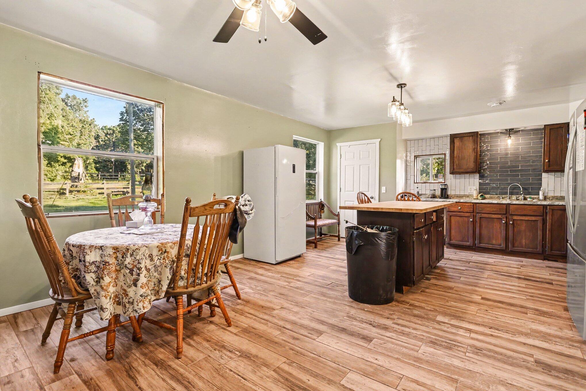 64795 Cassopolis Road Cassopolis, MI 49031 - Photo 30 of 36 006_file_2295