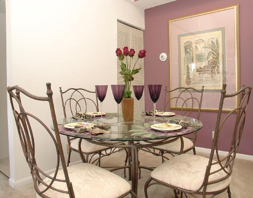961 Lyons Road Pompano Beach, FL 33063 - Photo 2 of 6 Dining Room
