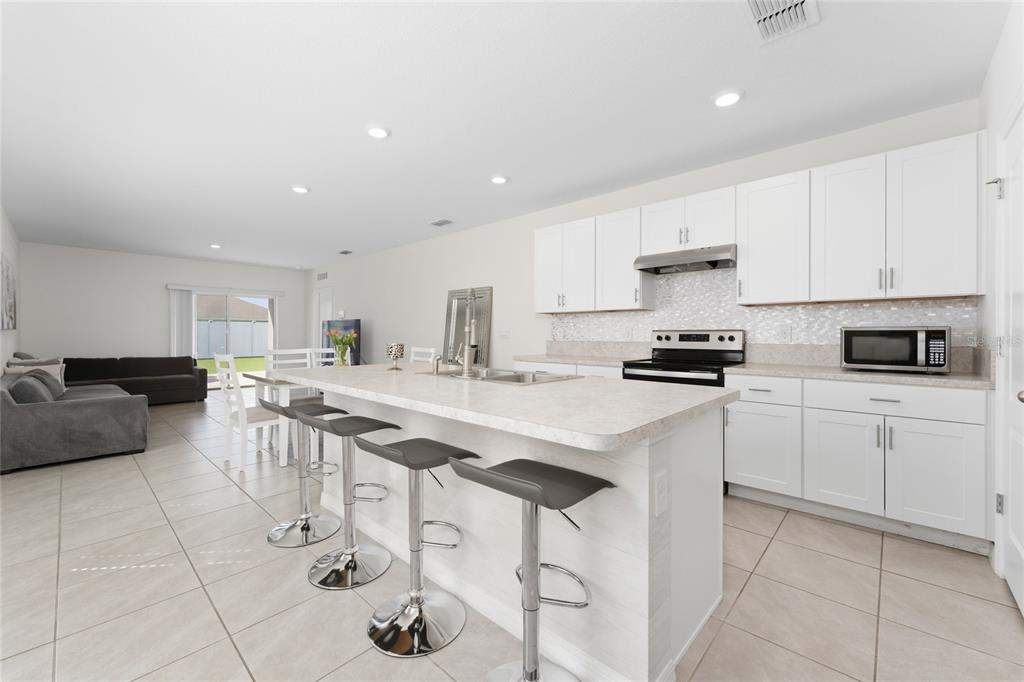 1874 Wild Rye Way Kissimmee, FL 34744 - Photo 19 of 32