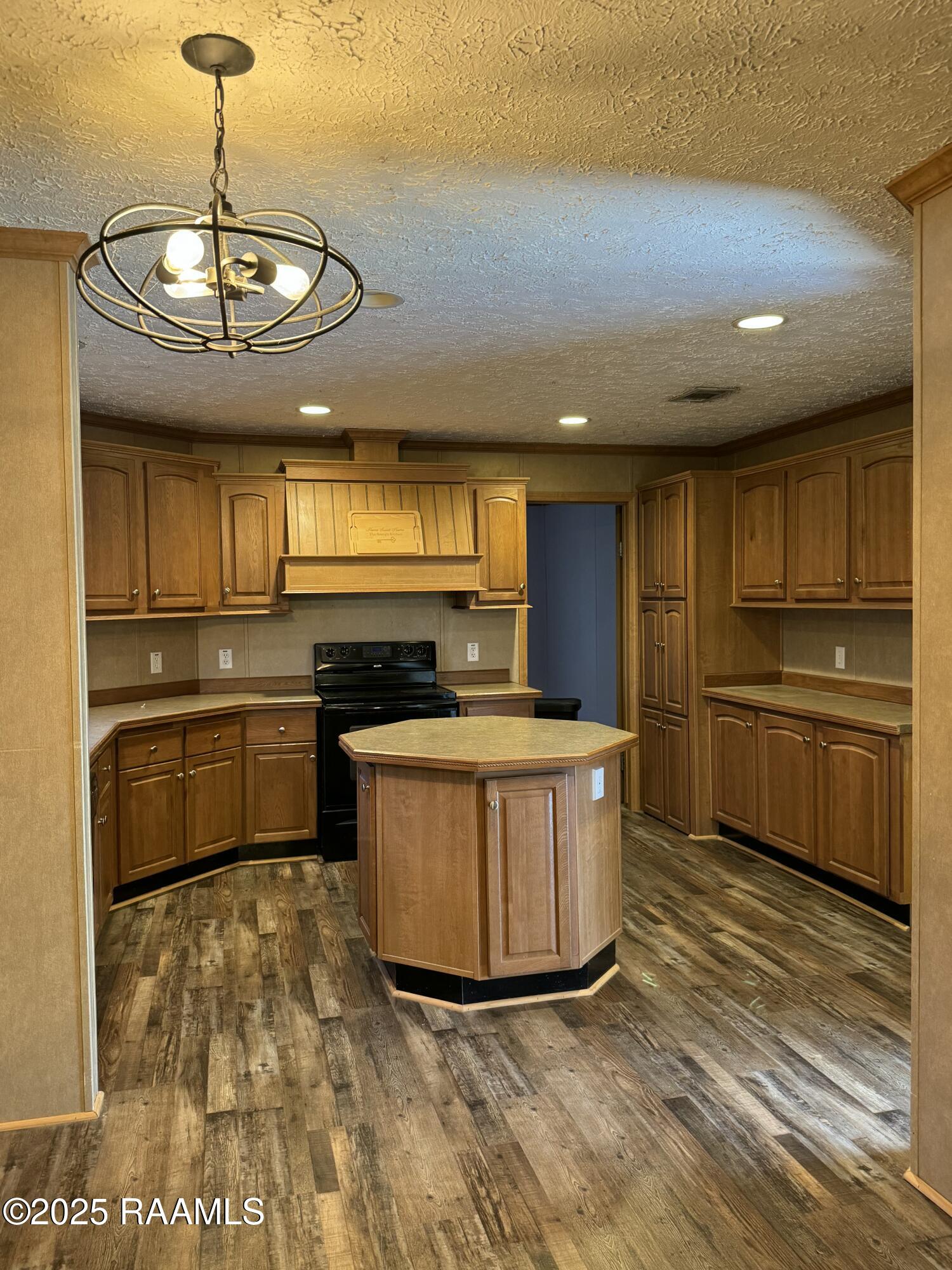 589 Fontenot Road Opelousas, LA 70570 - Photo 4 of 16 IMG_9543