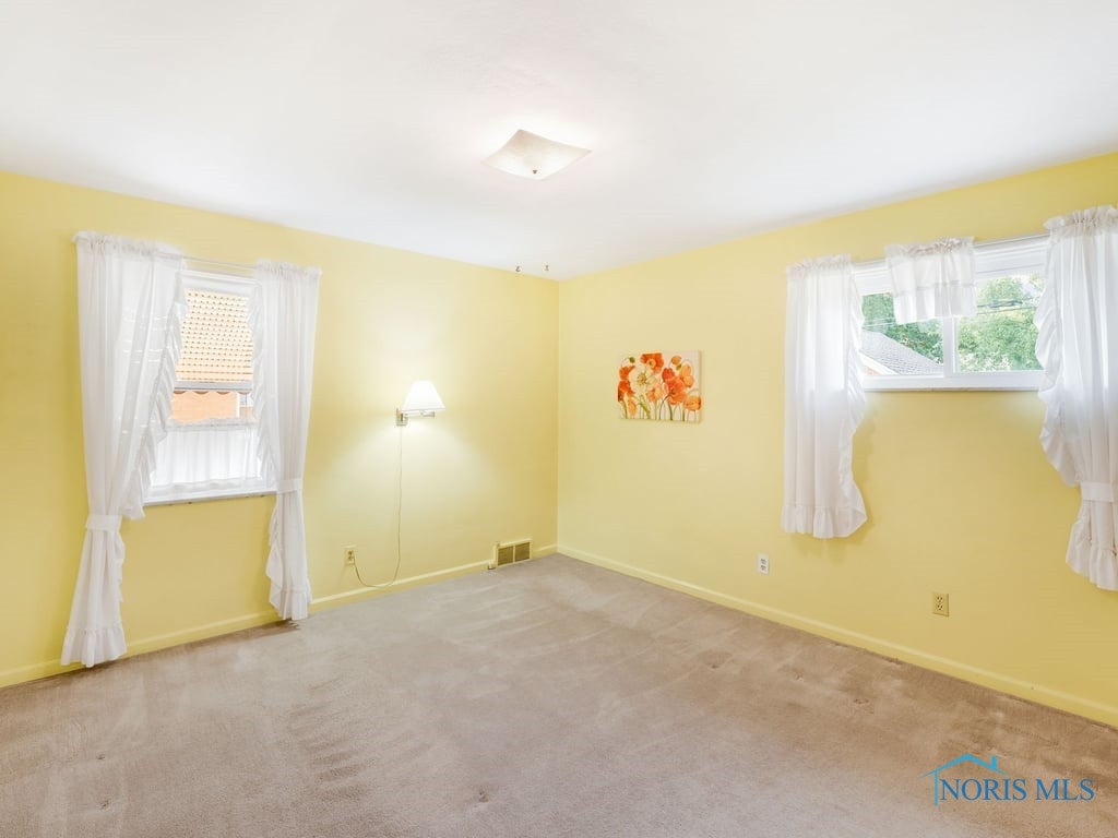 2837 Wyndale Road Toledo, OH 43613 - Photo 18 of 37 Gallery Image 18