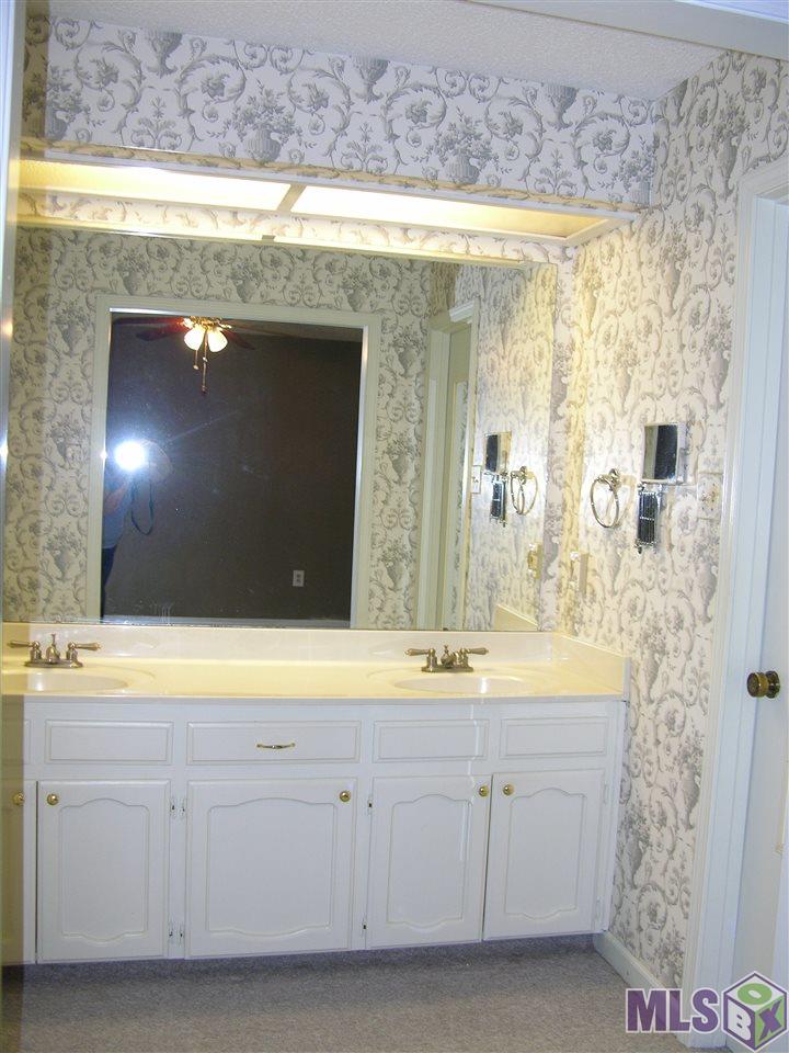 13624 Ridgeview Drive Baton Rouge, LA 70817 - Photo 14 of 20 Gallery Image 14