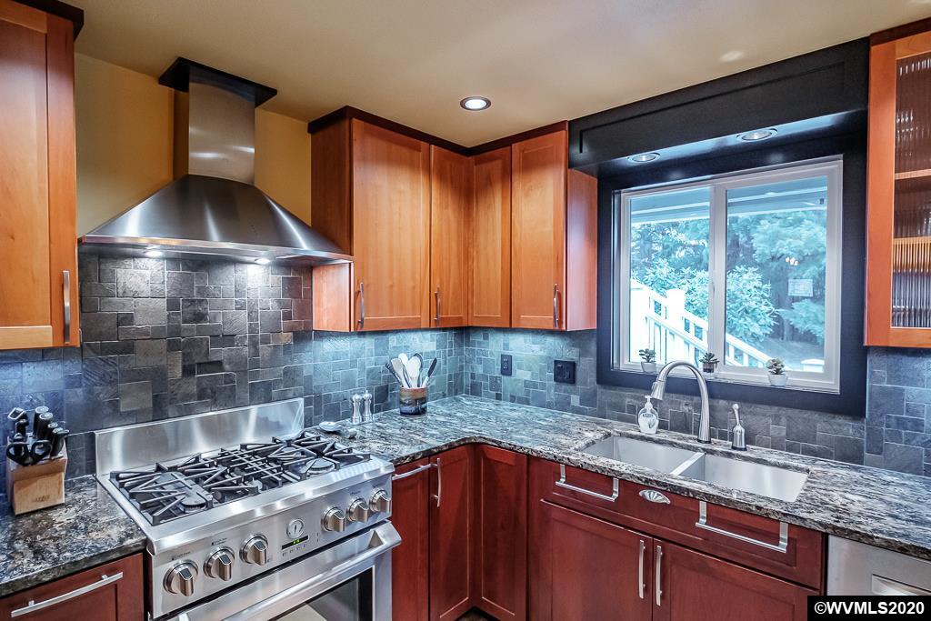 3308 South View Drive Albany, OR 97321 - Photo 13 of 42