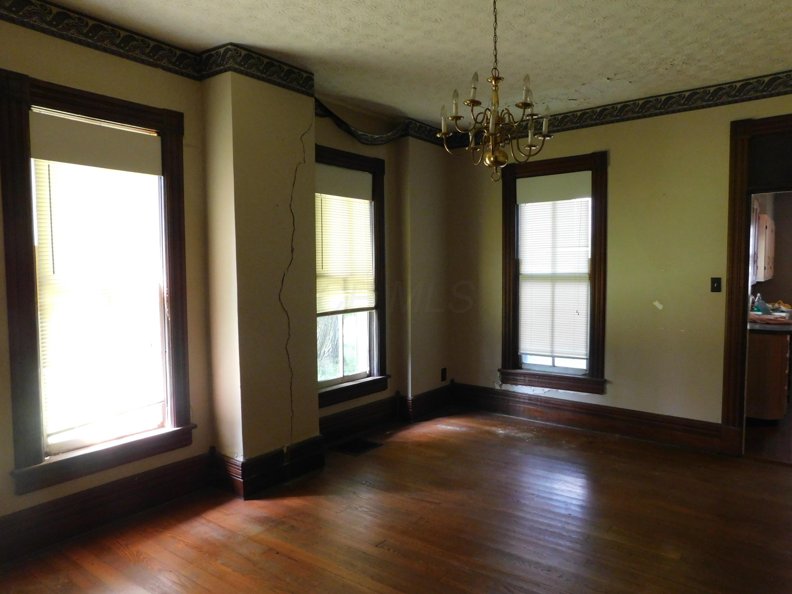 11037 York Road Southwest Baltimore, OH 43105 - Photo 27 of 46