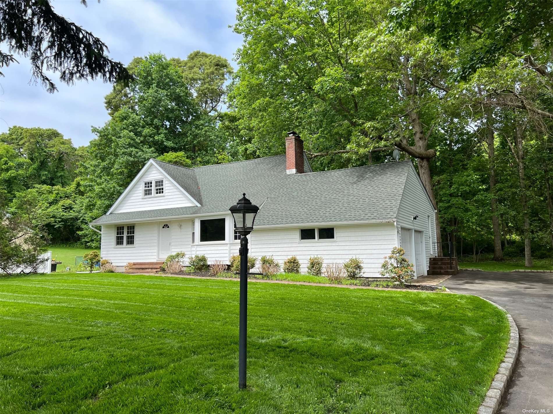 28 Harvard Road Shoreham, NY 11786 - Photo 1 of 1 Gallery Image 1