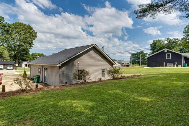 $254,900 | 207 6th Street, South Pittsburg, TN 37380