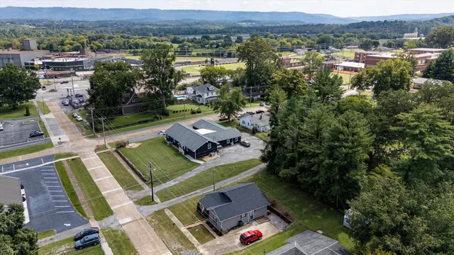 $254,900 | 207 6th Street, South Pittsburg, TN 37380