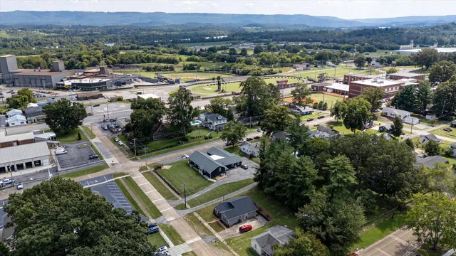 $254,900 | 207 6th Street, South Pittsburg, TN 37380