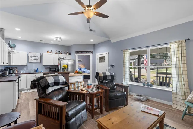 $254,900 | 207 6th Street, South Pittsburg, TN 37380