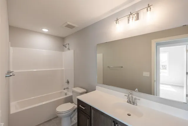 $595,000 | 9184 62nd Street South, Cottage Grove, MN 55016