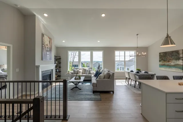 $595,000 | 9184 62nd Street South, Cottage Grove, MN 55016