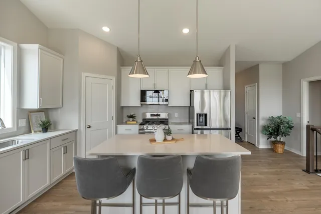 $595,000 | 9184 62nd Street South, Cottage Grove, MN 55016