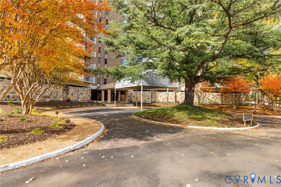 2956 Hathaway Road, Unit U709 Richmond, VA 23225 - Photo 2 of 27