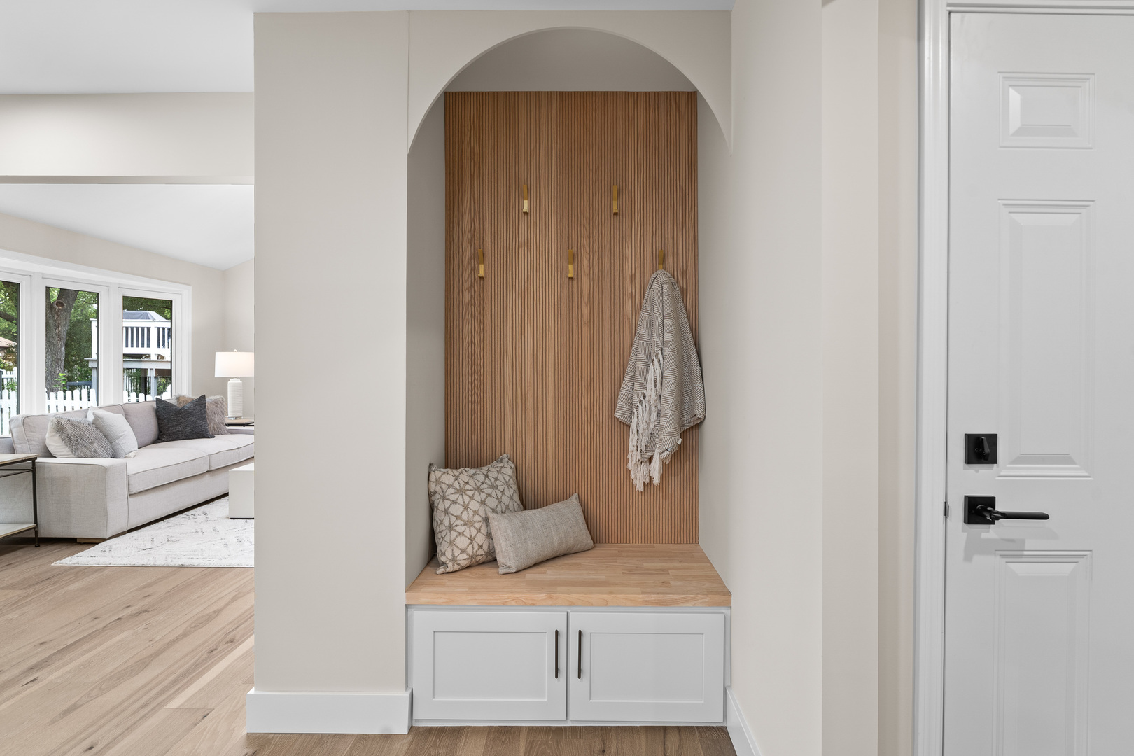 2084 Maplewood Circle Naperville, IL 60563 - Photo 13 of 25