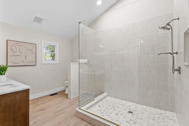 $784,000 | 2084 Maplewood Circle, Naperville, IL 60563