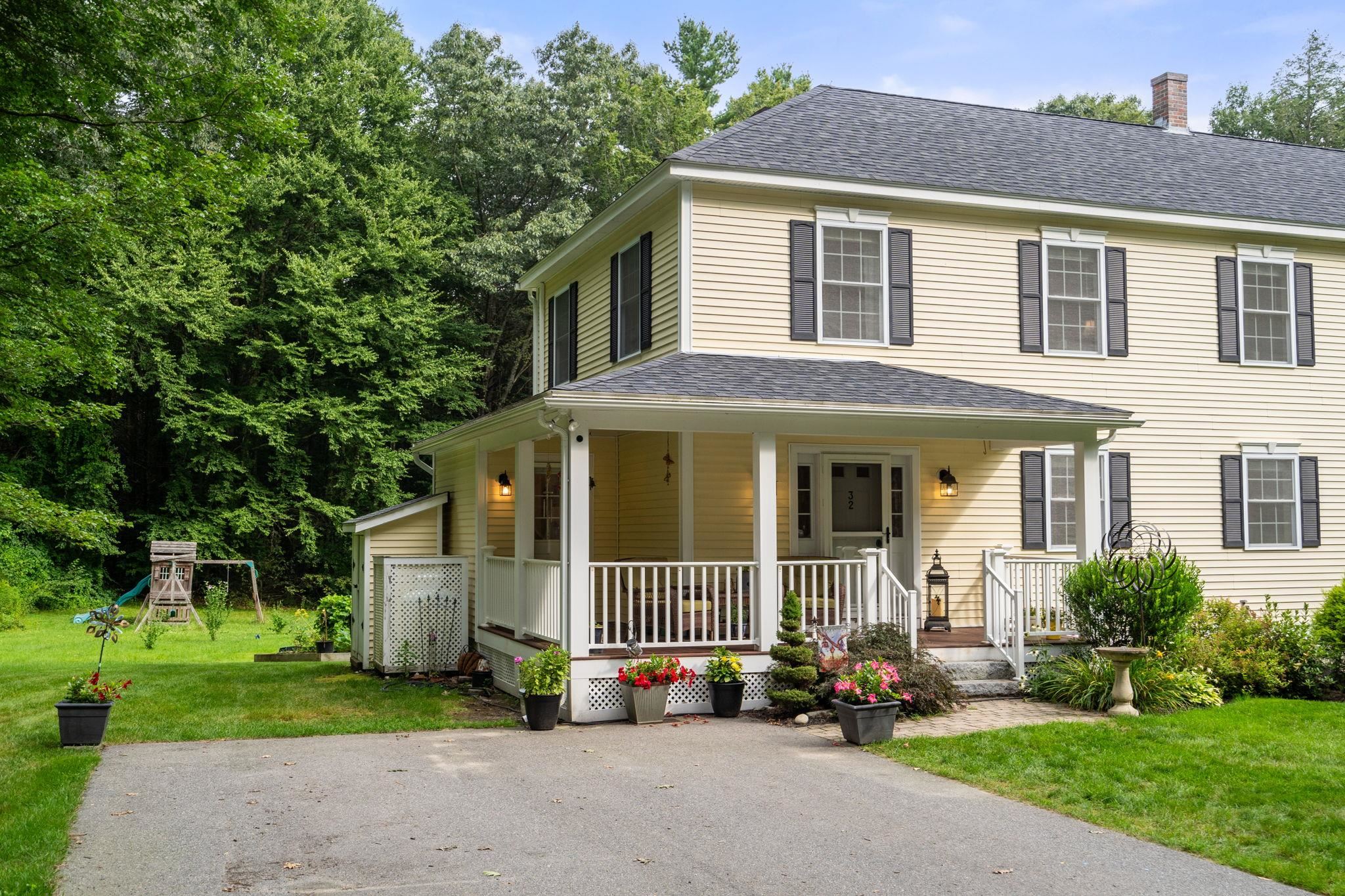 32 Osgood Road Kensington, NH 03833 - Photo 3 of 38