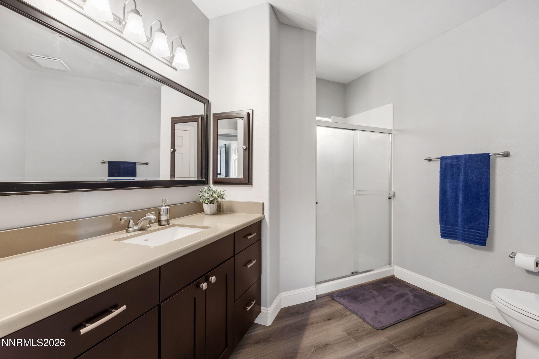 900 South Meadows Parkway, Unit 4923 Reno, NV 89521 - Photo 16 of 33 Bathroom