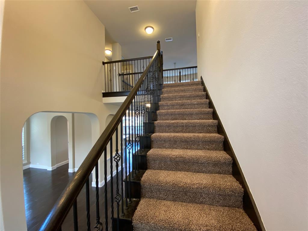 927 Bentley Drive Roanoke, TX 76262 - Photo 21 of 33