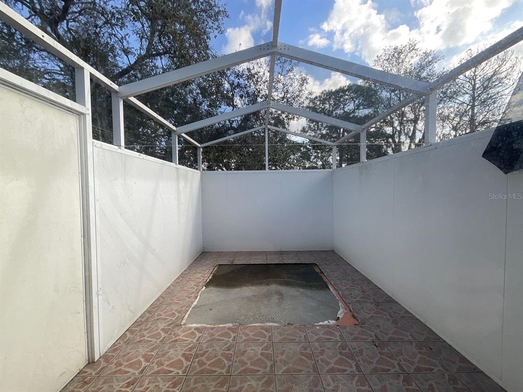 15839 Hicks Road Hudson, FL 34667 - Photo 12 of 16 a view of small space