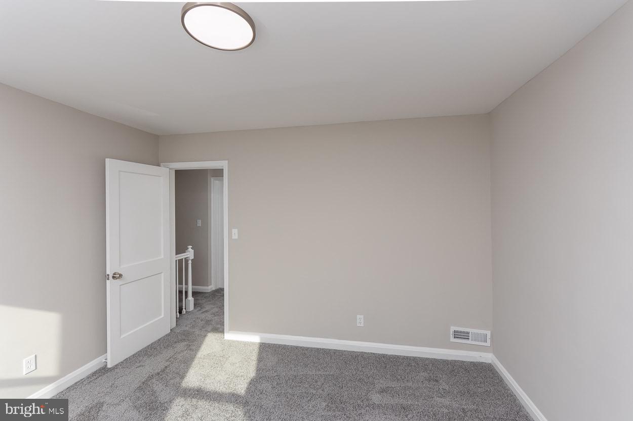 6938 Broening Road Dundalk, MD 21222 - Photo 26 of 37 Upper Bedroom 1