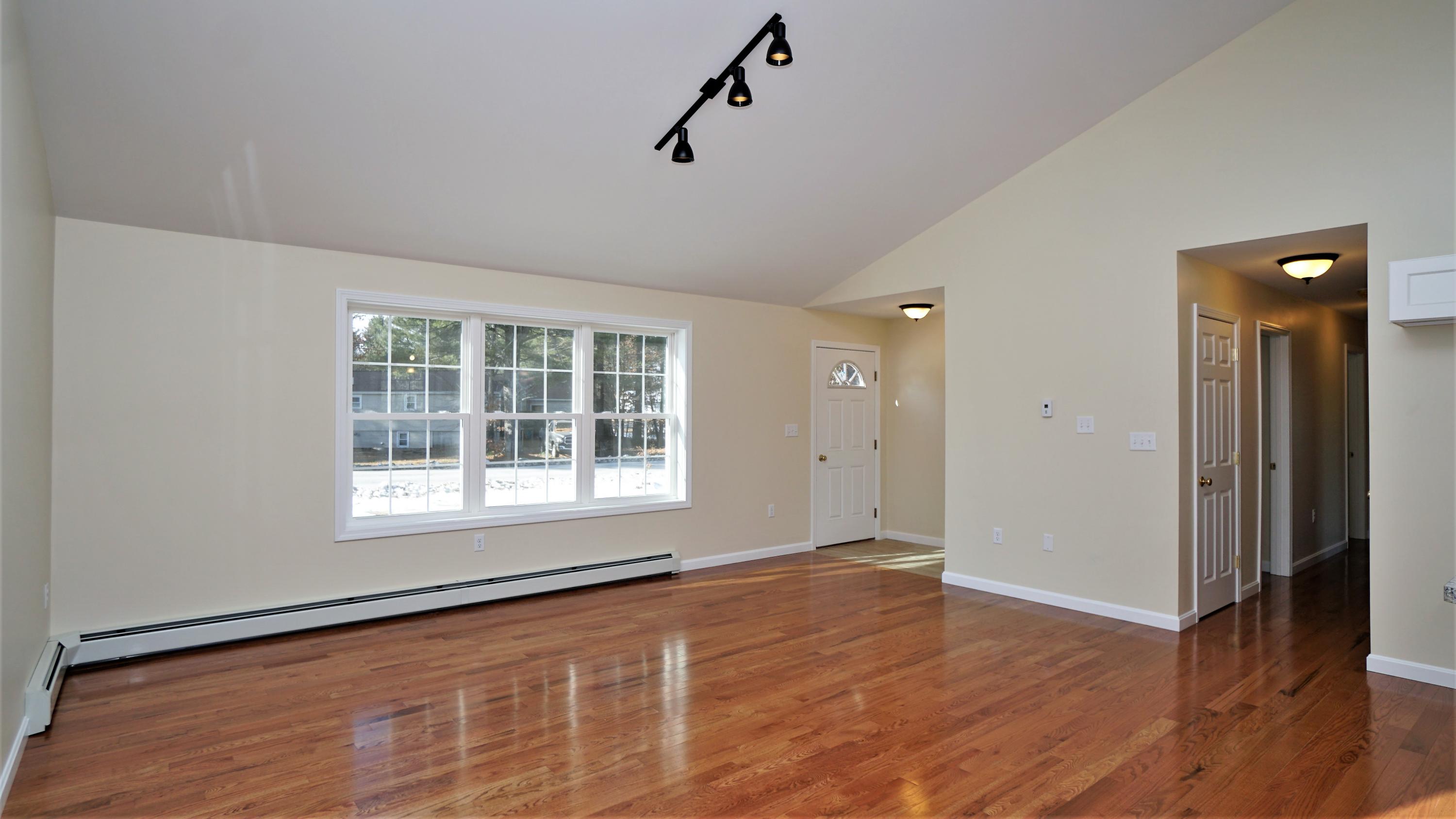 77 Pipeline Road Windham, ME 04062 - Photo 6 of 41 DSC03552