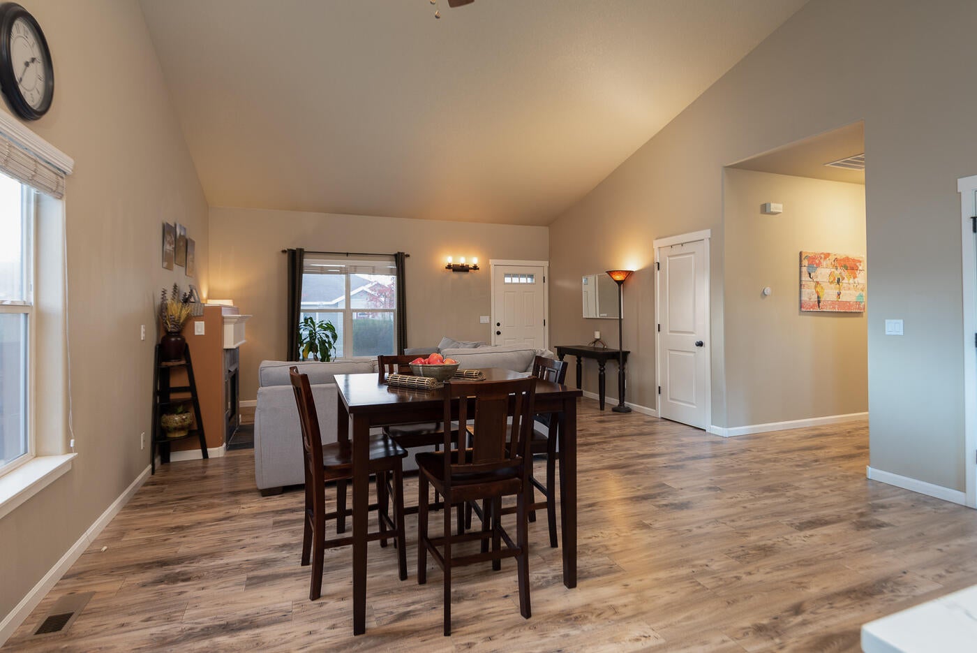 63790 Stanley Way Bend, OR 97701 - Photo 27 of 27 Dining Living
