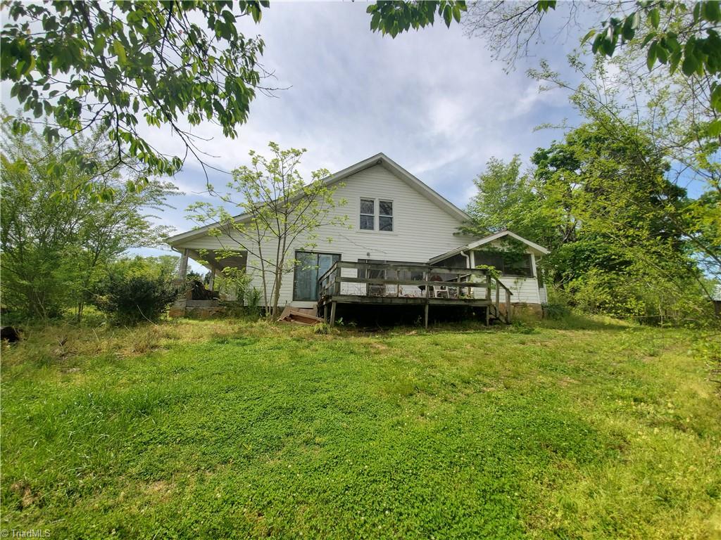 289 Phillips Road Boomer, NC 28606 - Photo 3 of 18 Gallery Image 3